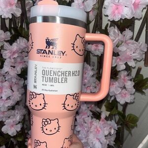 Hello kitty Stanley tumbler Peach pink(sold)